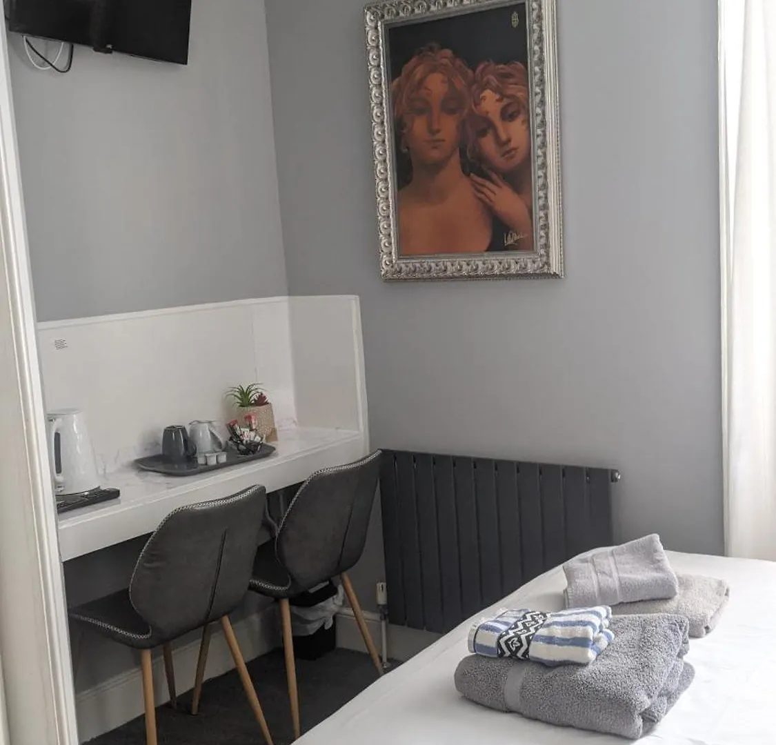 Relax Inn Guest House Brighton