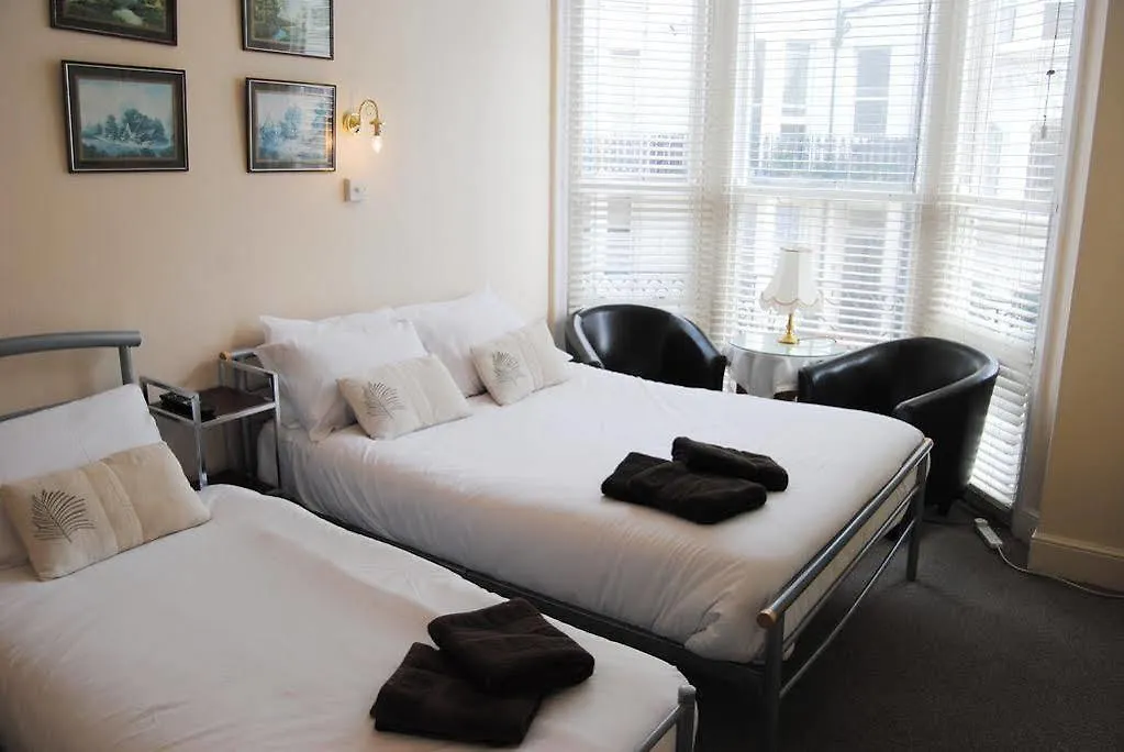 Relax Inn Guest House Hove 3*,